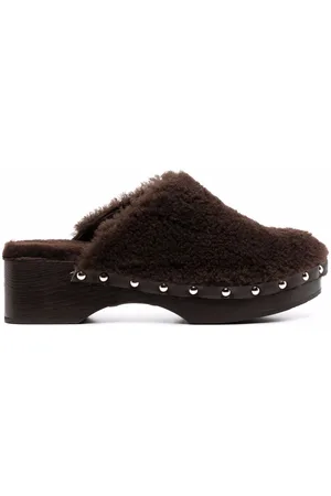 Ancient Greek Sandals Closed sheepskin clogs