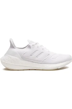 adidas Ultraboost 22 sneakers