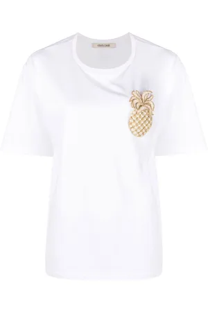 Victoria Beckham Graffiti Embroidered T-Shirt  Embroidered tshirt, Cool  graphic tees, Shirts