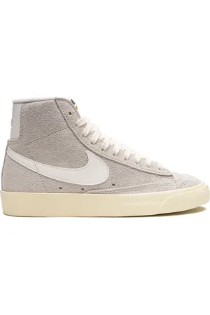 Nike Blazer Mid 77 Vintage "Light Bone Alabaster" sneakers