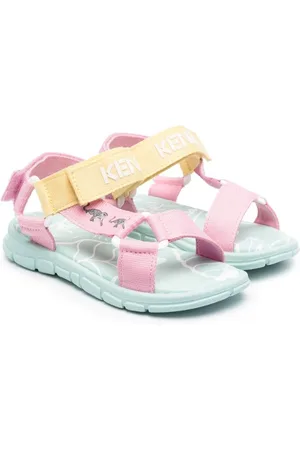 Plastic sandals for discount girls