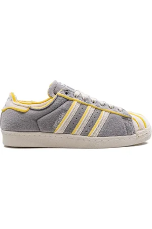 Adidas Men's Superstar Shoes