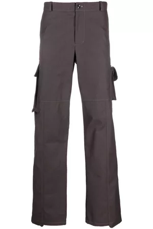 Styland Men Cargo Trousers - Asymmetric-hem cargo pants