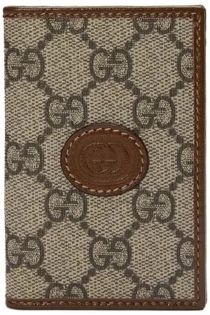 GG Supreme Passport Holder in Beige - Gucci