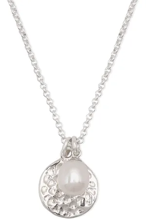 Dower and Hall Hammered disc pearl pendant necklace