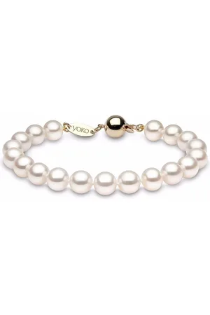 Yoko London 18kt yellow Classic 8mm Freshwater Pearl bracelet