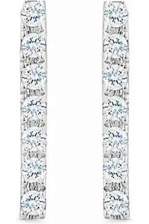 Mateo 14kt yellow mini bar diamond stud earrings