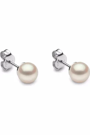 Yoko London 18kt white gold Classic 6mm Freshwater pearl stud earrings