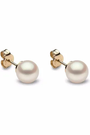 Yoko London 18kt yellow Classic 8mm Freshwater pearl stud earrings
