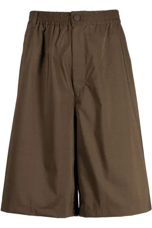 WHITE MOUNTAINEERING Straight-leg elasticated shorts