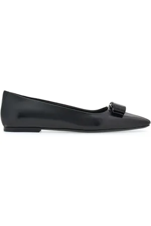 Salvatore Ferragamo Vara bow ballerina flats