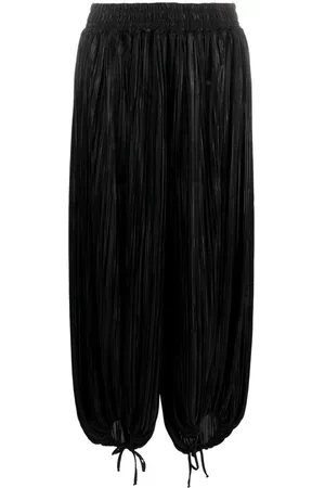 Styland Metallic-effect pleated cropped trousers