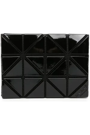 Issey Miyake High-shine faux-leather geometric-design cardholder