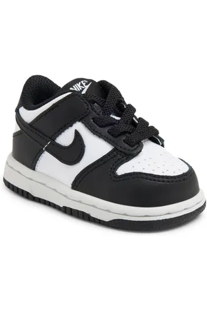 Nike Dunk Low Panda lace-up sneakers