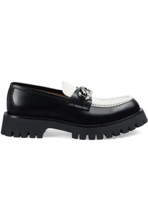 Gucci GG Gucci Jordaan Loafers - Farfetch  Gucci jordaan loafer, How to  wear loafers, Loafers