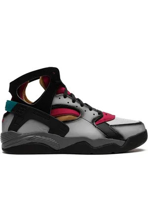 Nike huarache hotsell black rainbow