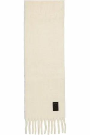 Salvatore Ferragamo Logo-patch fringed scarf