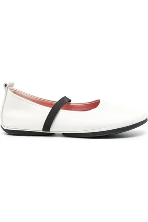 Camper Right Nina leather ballelrina shoes