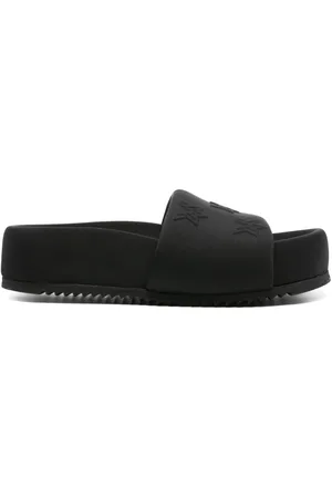 vic matiè Logo-embossed padded sandals