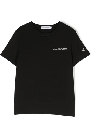 Calvin klein t shirt on discount in outlet india