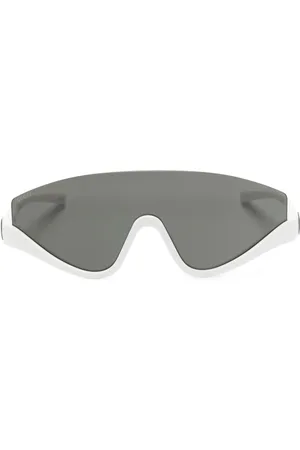 Gucci Interlocking G shield-frame sunglasses