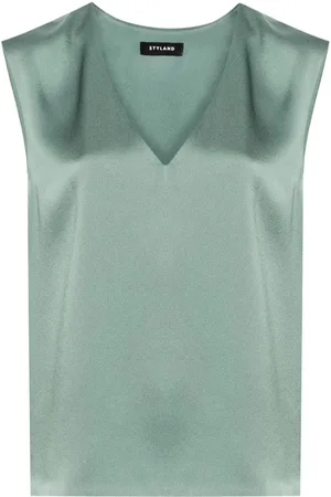 Styland V-neck sleeveless satin blouse