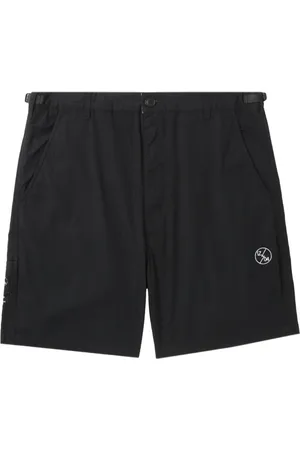 Izzue Logo-embroidered Bermuda shorts