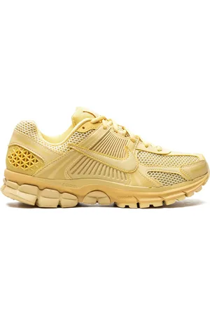 Nike Zoom Vomero 5 "Saturn Gold" sneakers