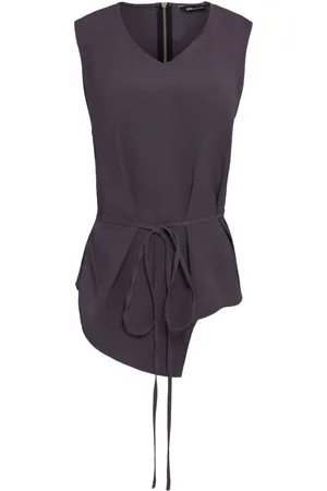 Uma Raquel Davidowicz Calcio asymmetric top