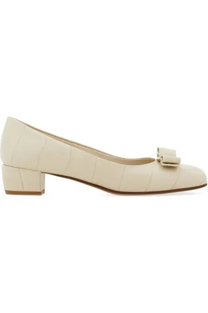 Salvatore Ferragamo Vara 30mm leather pumps