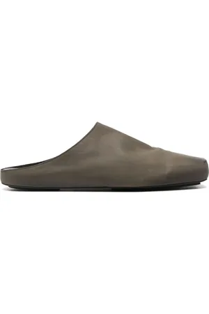 UMA WANG Square-toe leather slippers