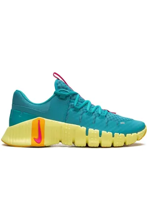 Nike Free Metcon 5 "Dusty Cactus/Fierce Pink" sneakers