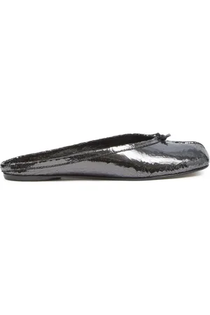 Maison Margiela Tabi leather miles