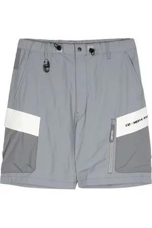 Izzue Logo-print colour-block cargo shorts