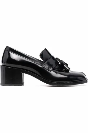 Maison Margiela Tabi tassel-detail leather loafers