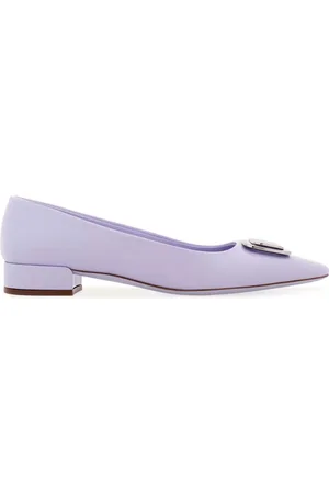 Salvatore Ferragamo New Vara plate pump