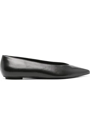 Stuart Weitzman Pointed-toe leather ballerinas