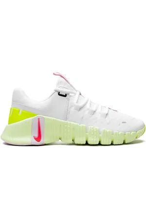 Nike Free Metcon 5 "Barely Volt/Pink Foam" sneakers