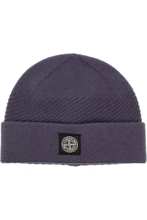 Stone Island Logo-patch ribbed-knit beanie