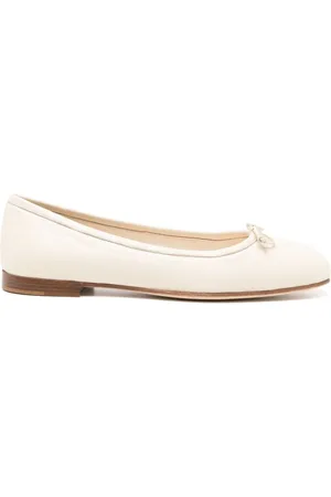 Manolo Blahnik Veralli leather ballerina flats
