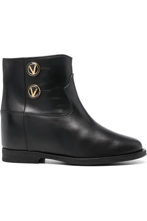 Via Roma Logo-engraved buttons boots