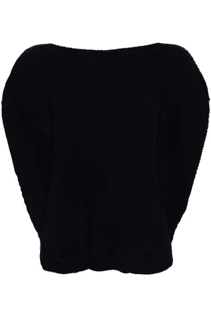 Issey Miyake Raised-plissé top