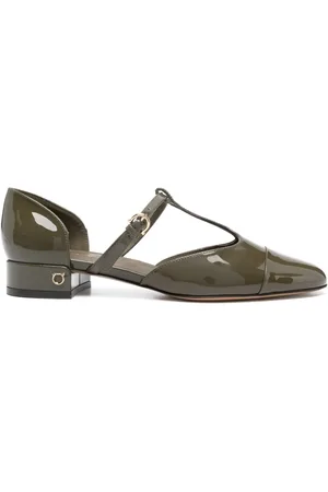 Salvatore Ferragamo Leather ballerina shoes