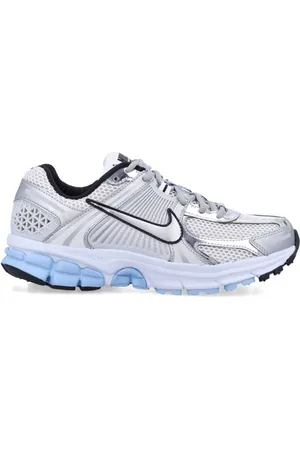 Nike Zoom Vomero 5 trainers