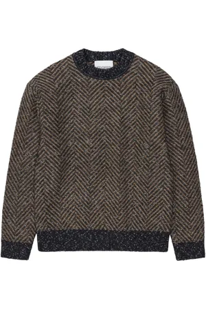 Closed Jacquard knitted sweater