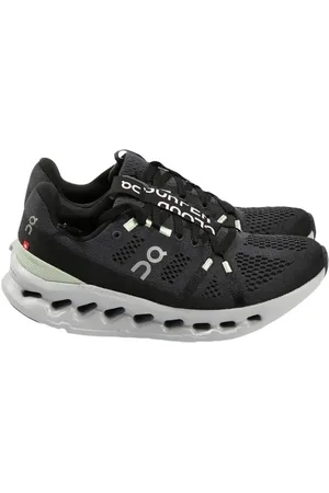 On Running On Cloud Surfer trainers
