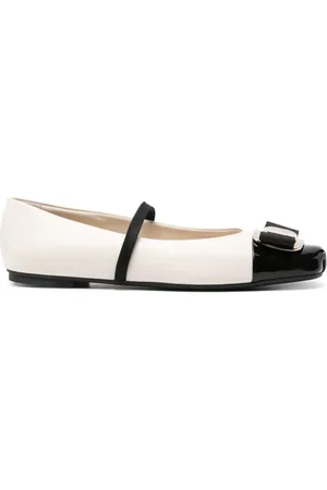 Salvatore Ferragamo New Vara ballerina shoes