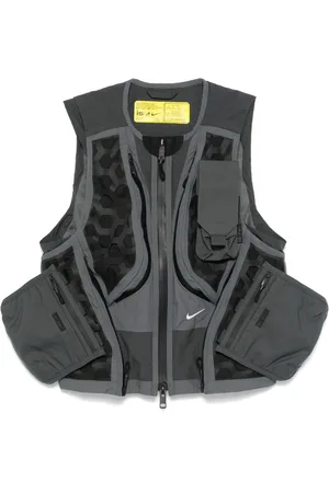 Nike ISPA Mille vest