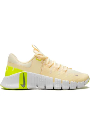 Nike Free Metcon 5 "Citron Tint Volt" sneakers