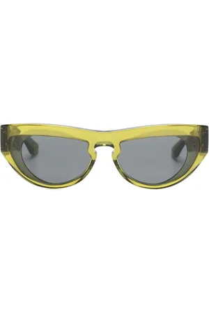 Burberry Transparent cat-eye sunglasses